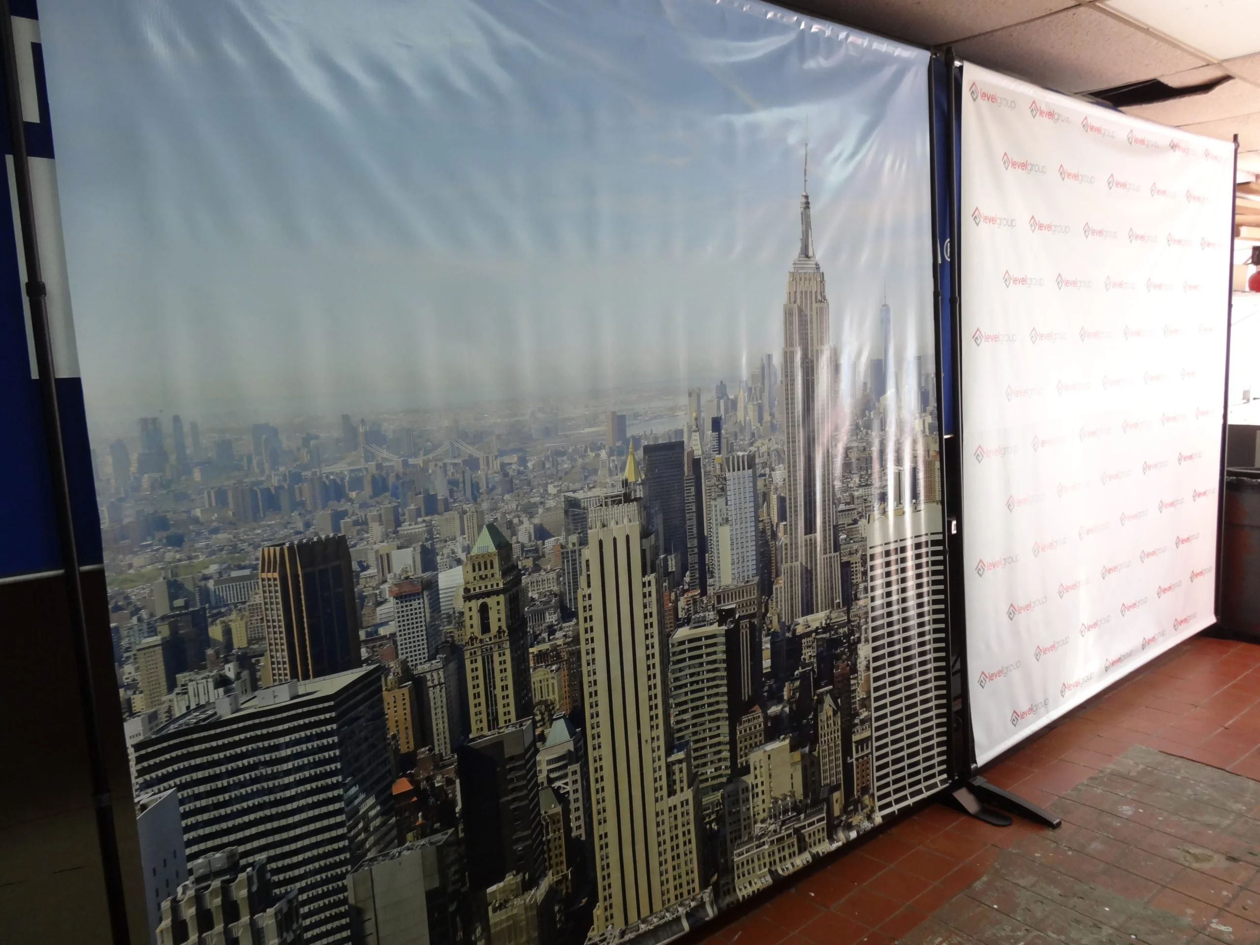 backdrop lift