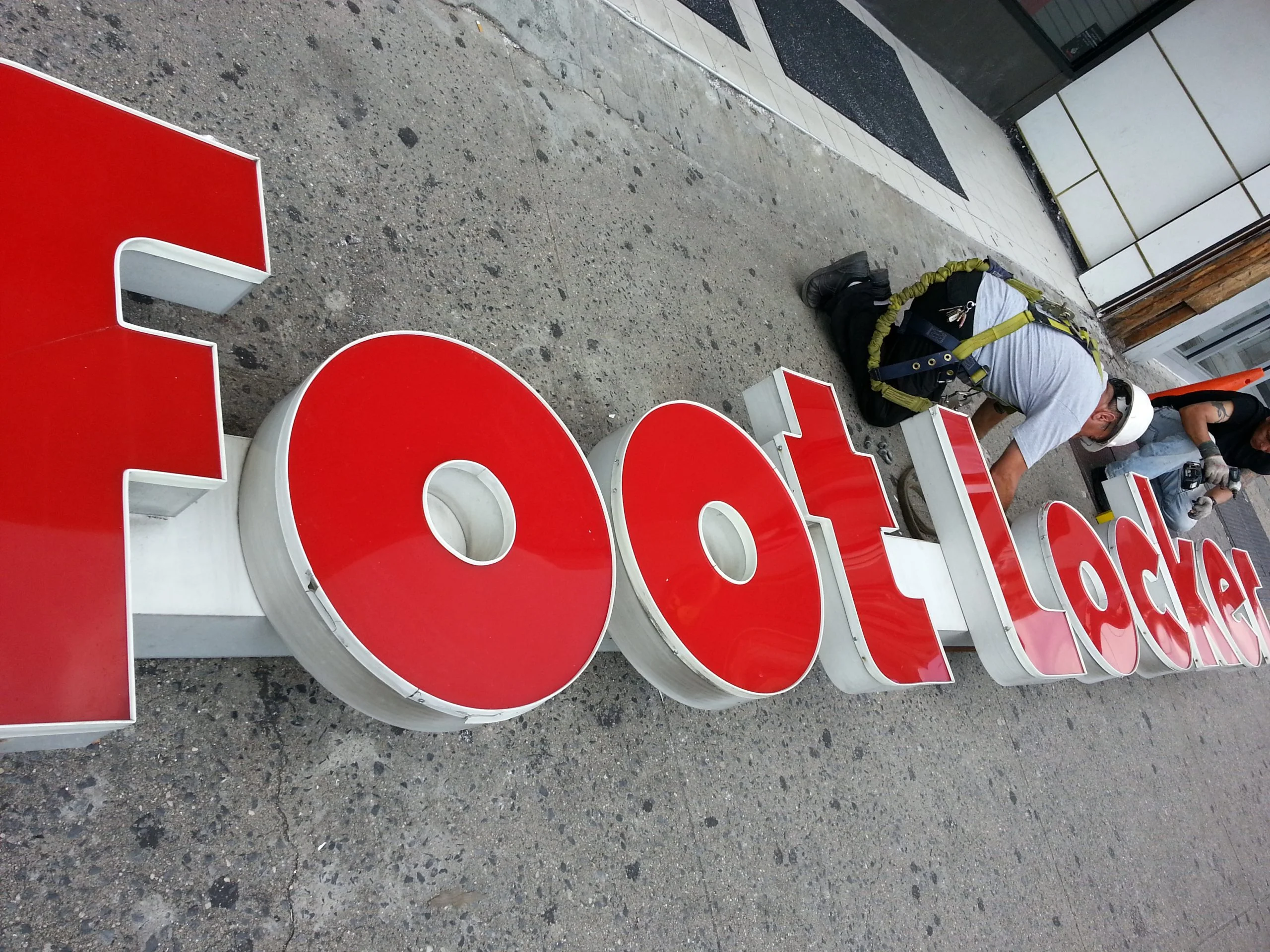 sign repair services gogi signs