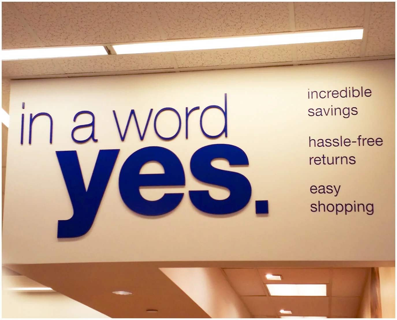 simple plastic letters for malls nyc