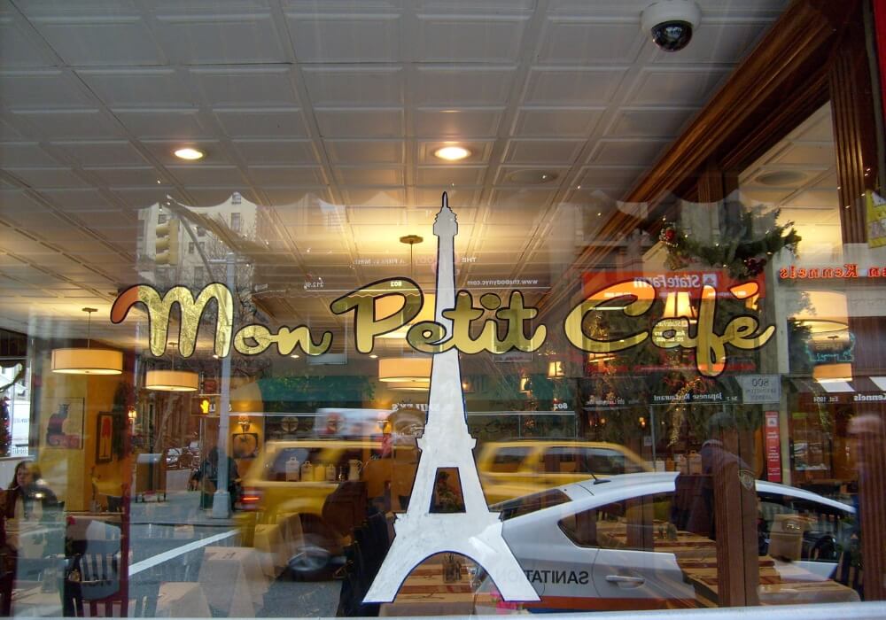 gold leaf decal for mon petit cafe