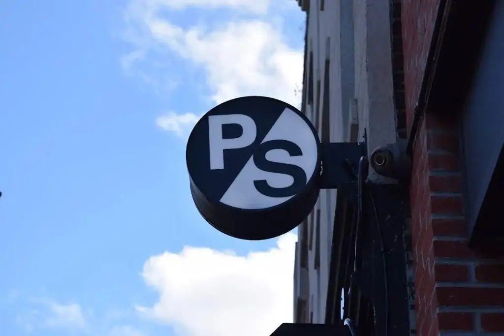 A simple shape people can spot from down the block